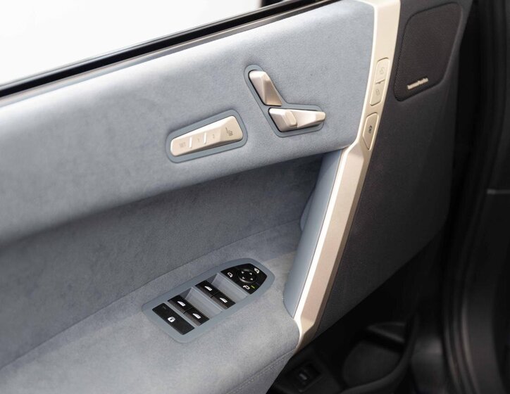 BMW iX SUV 0,0 240 kw