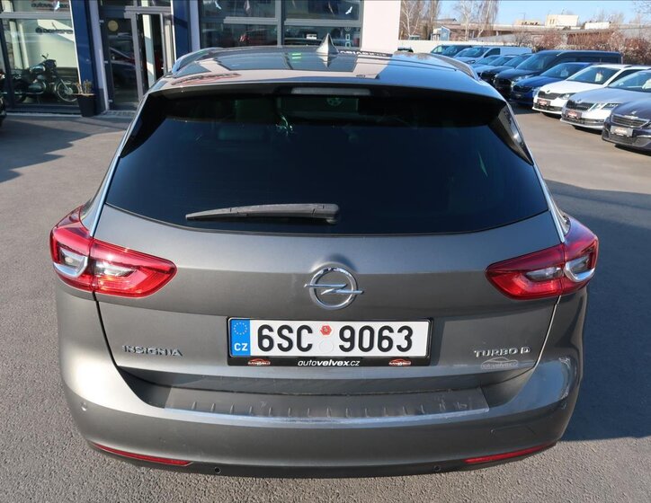Opel Insignia Kombi 2,0 l 125 kw
