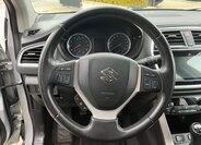 Suzuki SX4 S-Cross SUV / Terénní 998,0 82 kw