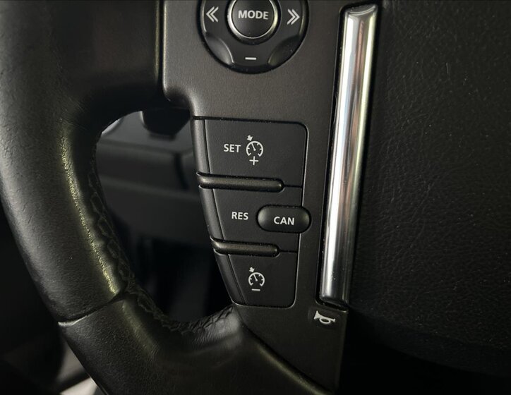 Land Rover Discovery 13