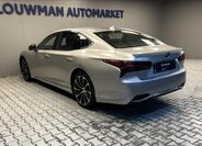 Lexus LS 500h Sedan 3,5 l 264 kw