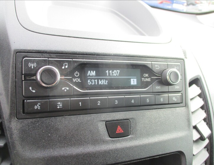 Ford Transit Connect 18