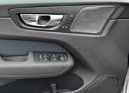 Volvo XC60 SUV / Terénní 2,0 l 184 kw