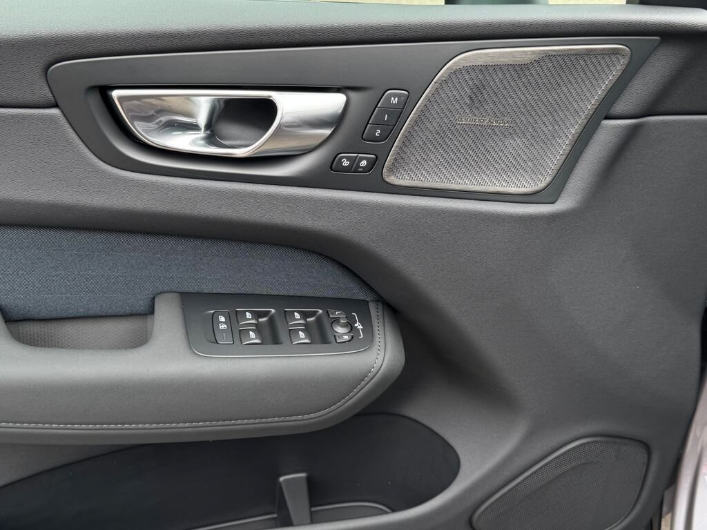 Volvo XC60 SUV / Terénní 2,0 l 184 kw