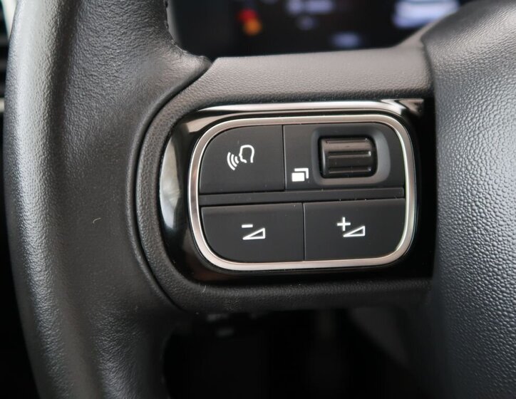 Citroën C5 Aircross SUV / Terénní 1,2 l 96 kw