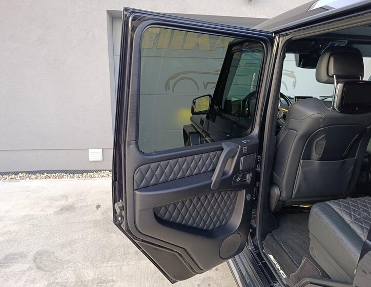 Mercedes-Benz Třídy G SUV / Terénní 5,5 l 400 kw