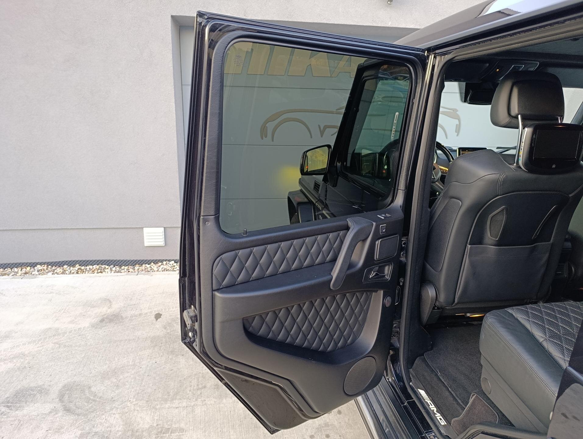 Mercedes-Benz Třídy G SUV / Terénní 5,5 l 400 kw