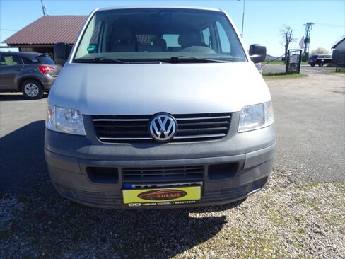 Volkswagen Caravelle MPV 2,5 l 96 kw