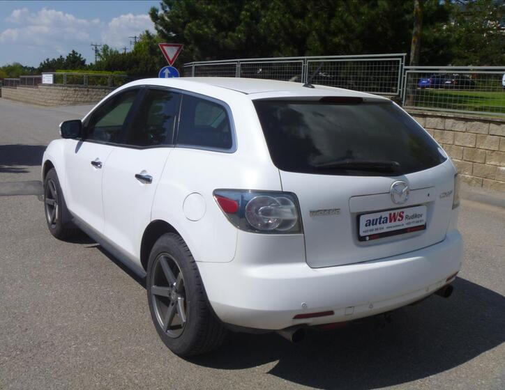 Mazda CX-7 4