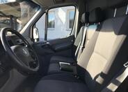 Volkswagen Crafter 9