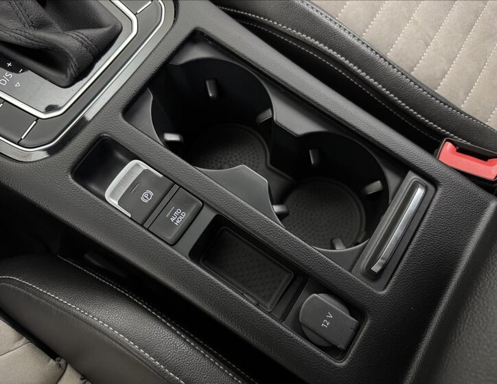 Volkswagen Passat 35