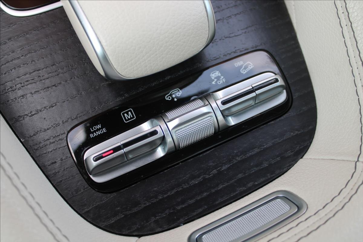 Mercedes-Benz GLS SUV / Terénní 2,9 l 243 kw