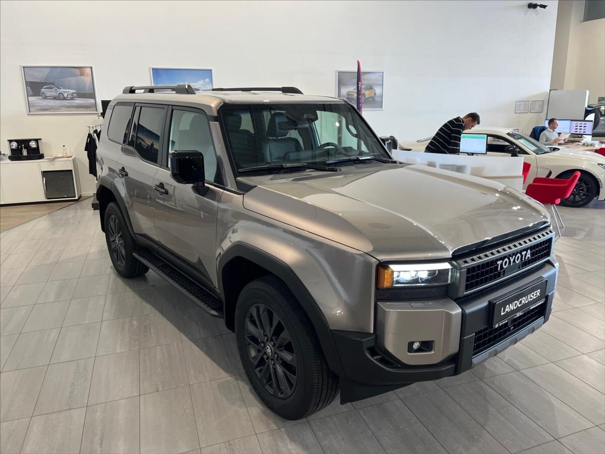 Toyota Land Cruiser SUV 2,8 l 150 kw