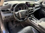 Toyota Highlander 7