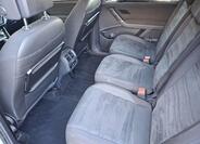 Volkswagen Touran 8