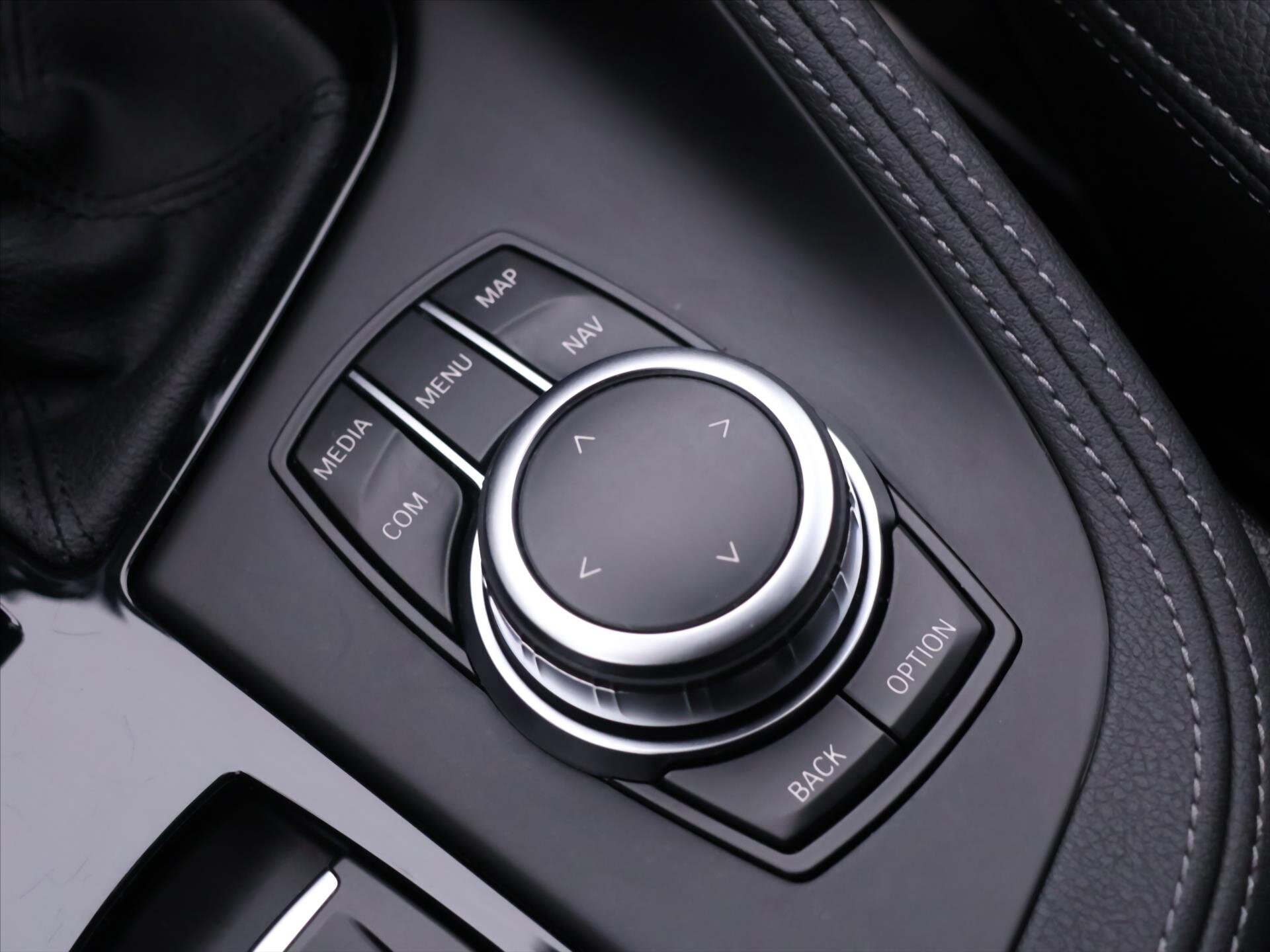 BMW X1 SUV 1,5 l 100 kw