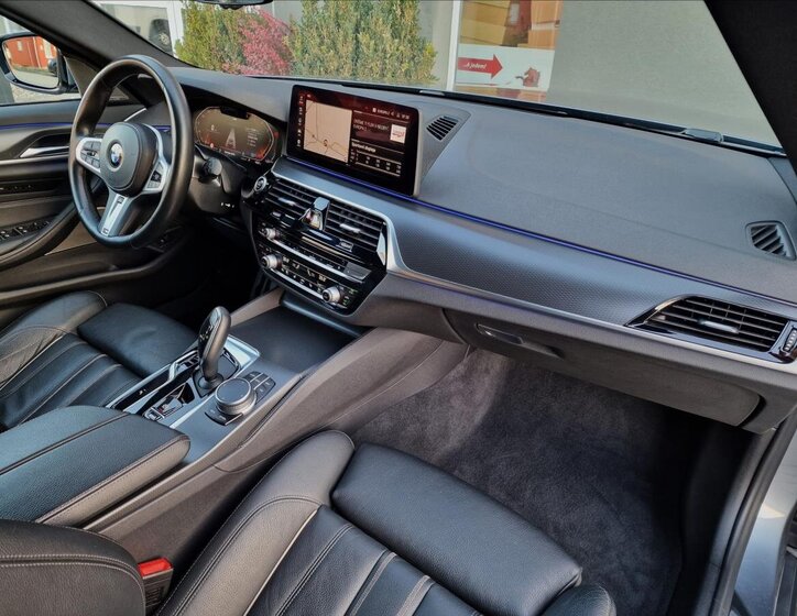BMW Řada 5 13