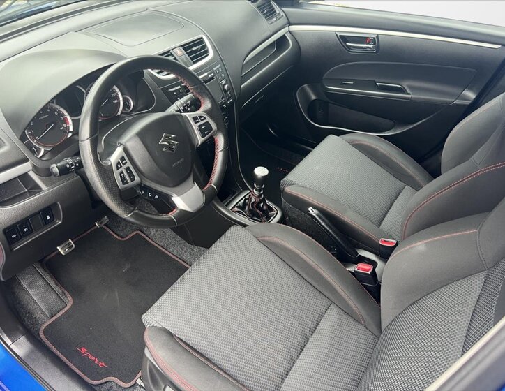Suzuki Swift 13