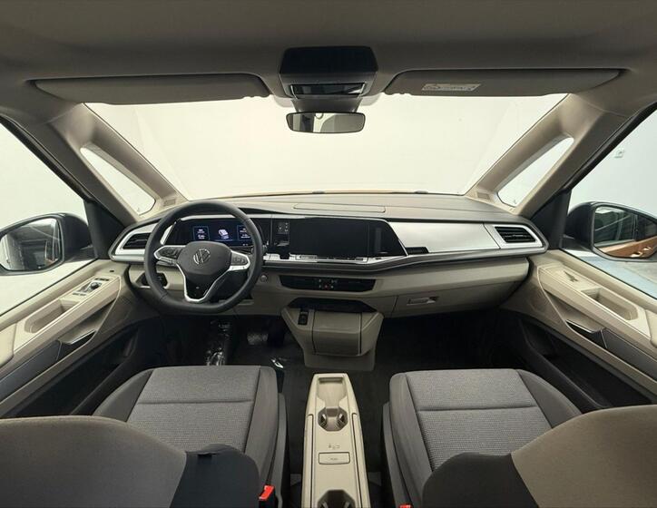 Volkswagen Multivan 10