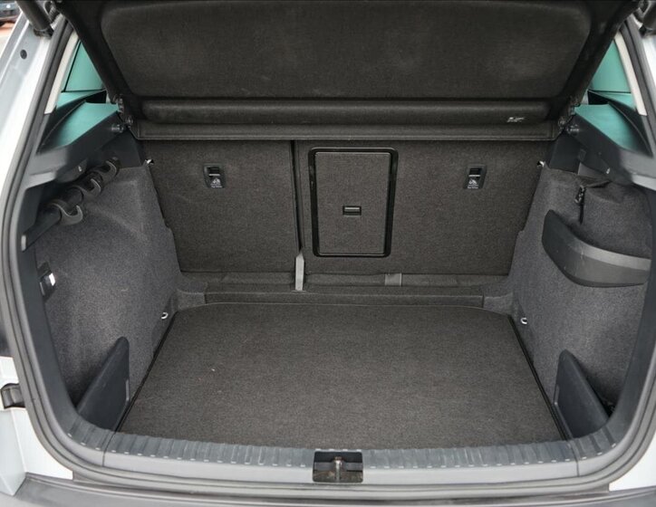 Škoda Karoq SUV 1,5 l 110 kw