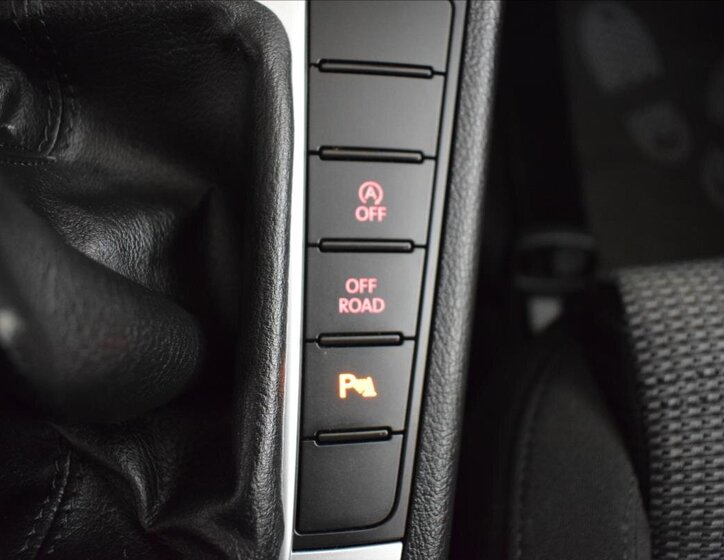 Volkswagen Passat Kombi 2,0 l 103 kw