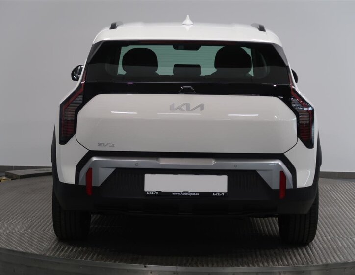 KIA EV3 SUV / Terénní 0,0 150 kw