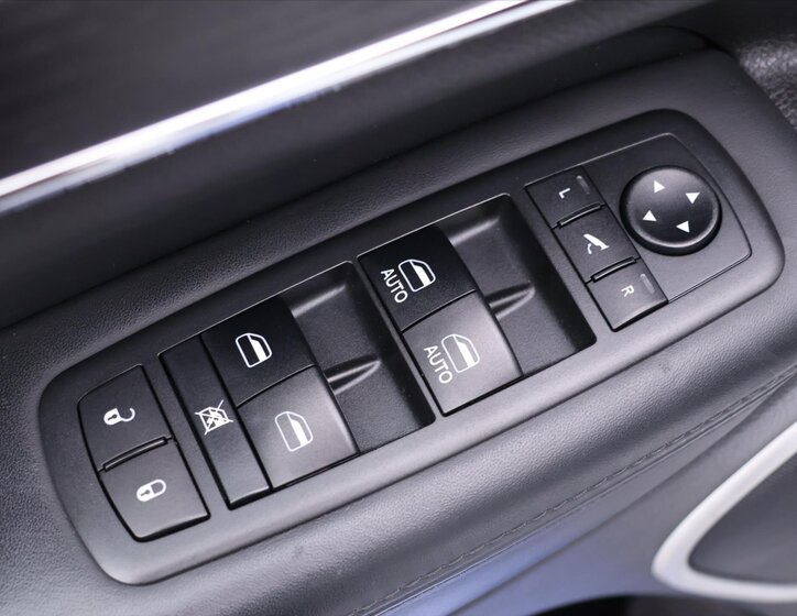 Jeep Grand Cherokee 18