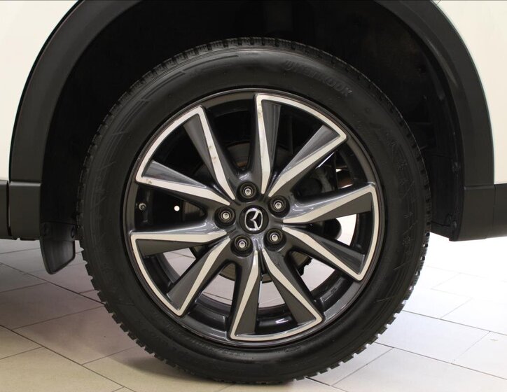 Mazda CX-5 SUV / Terénní 2,5 l 143 kw