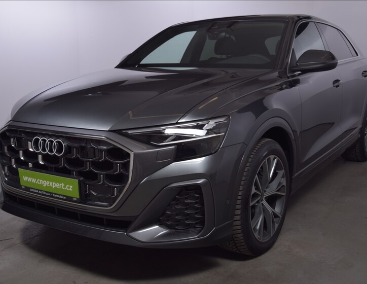 Audi Q8 3