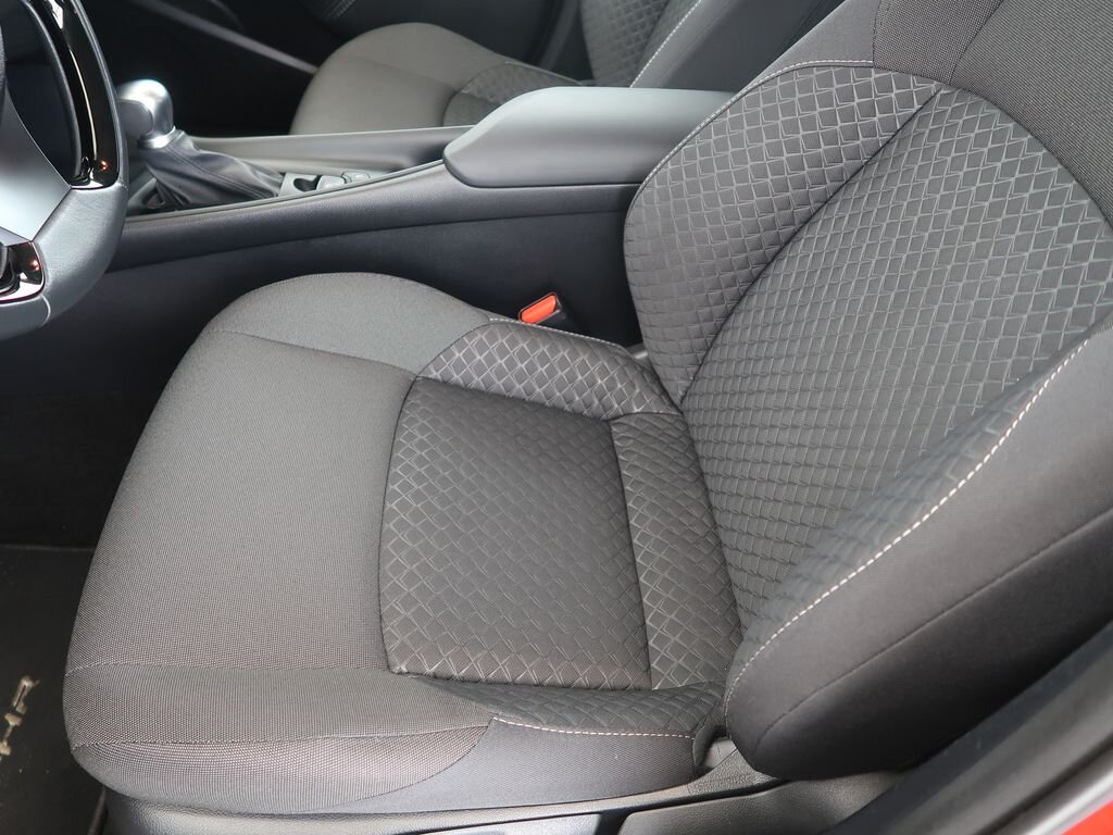 Toyota C-HR SUV / Terénní 1,8 l 72 kw