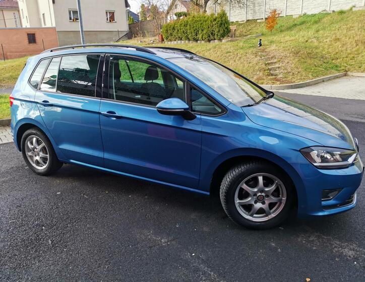 Volkswagen Golf Sportsvan Kombi 1,2 l 63 kw