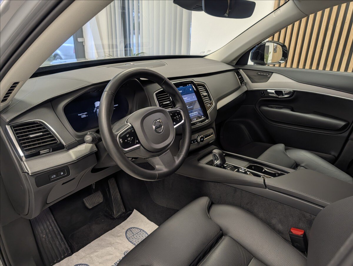 Volvo XC90 Ostatní 2,0 l 335 kw