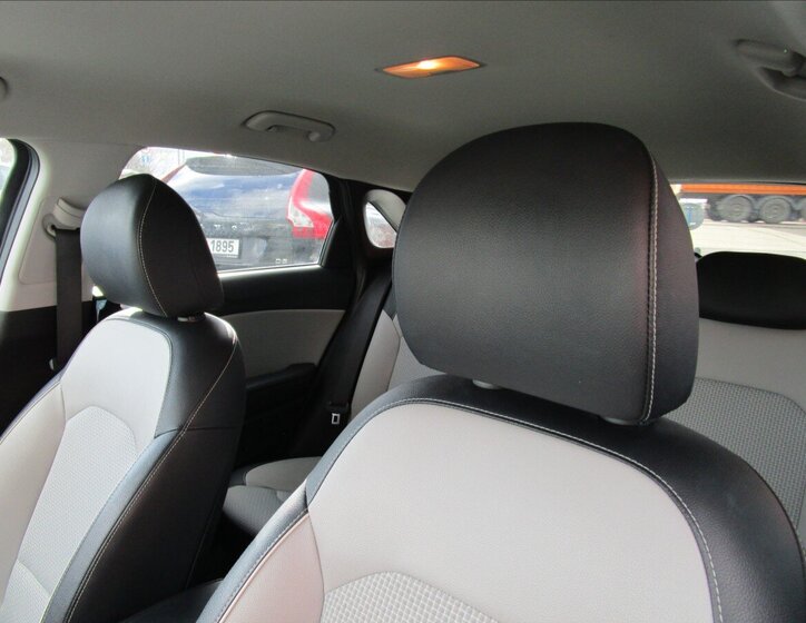 KIA Ceed Hatchback 1,4 l 103 kw