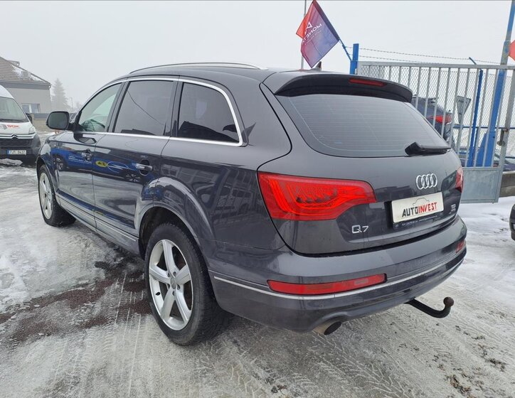Audi Q7 SUV 3,0 l 176 kw