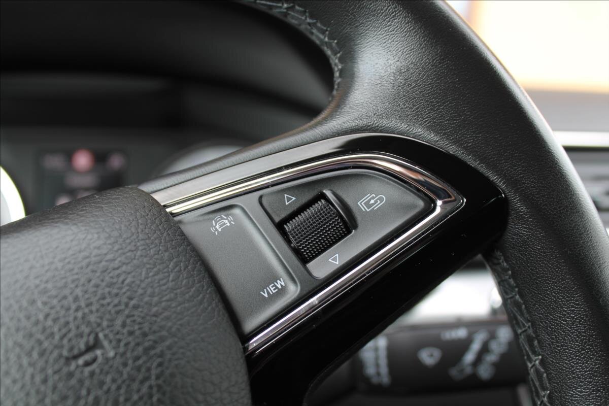 Škoda Superb Kombi 2,0 l 110 kw