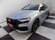 Audi Q8 1