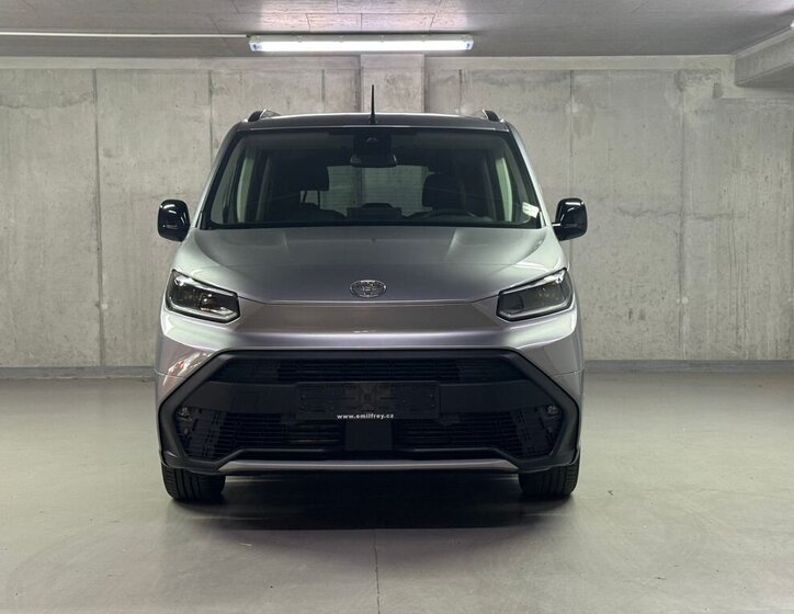 Toyota ProAce City Verso MPV 1,5 l 96 kw