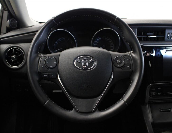 Toyota Auris Hatchback 1,2 l 85 kw