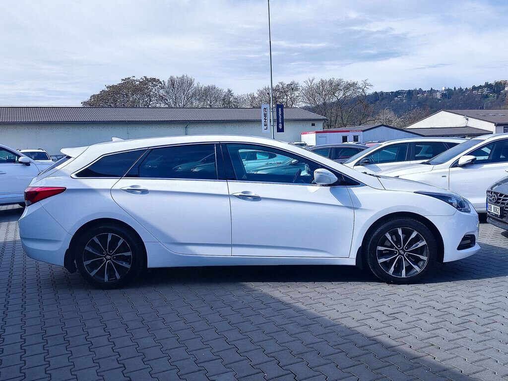 Hyundai i40 Kombi 1,6 l 100 kw