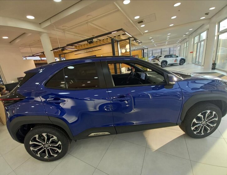 Toyota Yaris Cross SUV / Terénní 1,5 l 85 kw