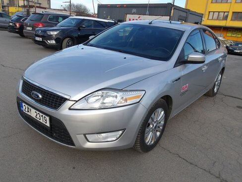 Ford Mondeo Hatchback 2,0 l 103 kw