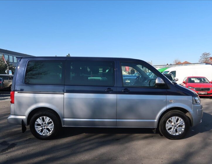 Volkswagen Multivan MPV 2,0 l 103 kw