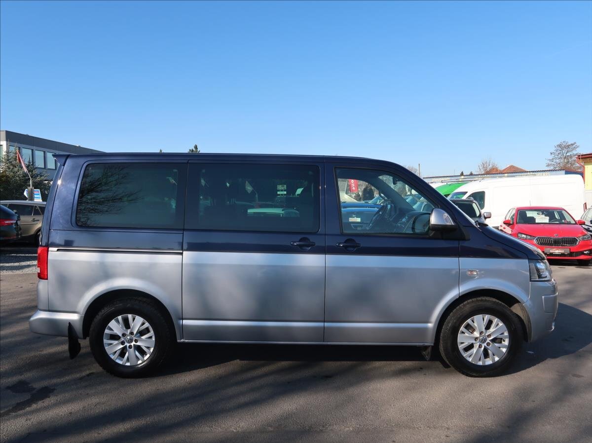 Volkswagen Multivan MPV 2,0 l 103 kw