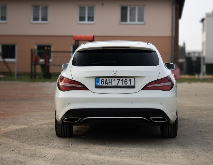 Mercedes-Benz CLA Kombi 1,5 l 80 kw