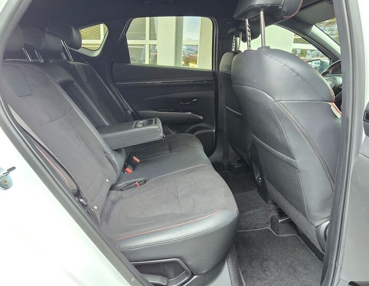 Hyundai Tucson SUV 1,6 l 100 kw