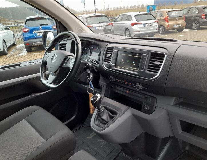 Opel Vivaro MPV 2,0 l 106 kw