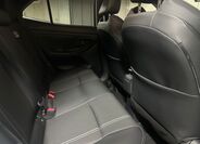 Toyota Yaris Cross 12