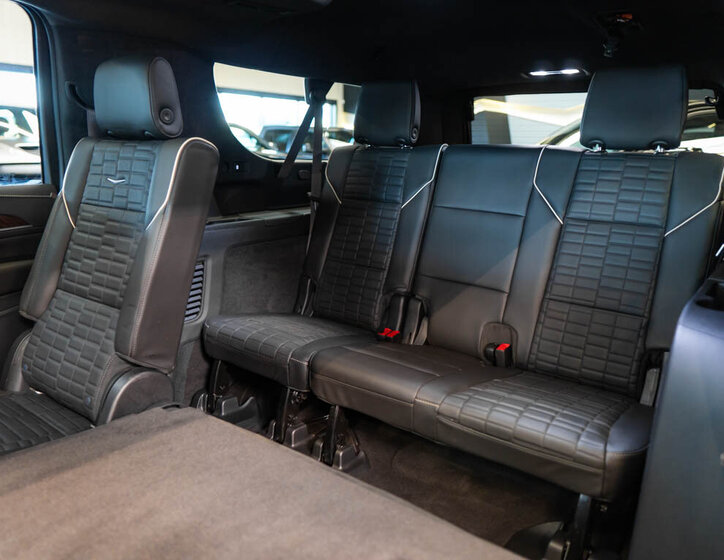 Cadillac Escalade SUV / Terénní 6,2 l 313 kw