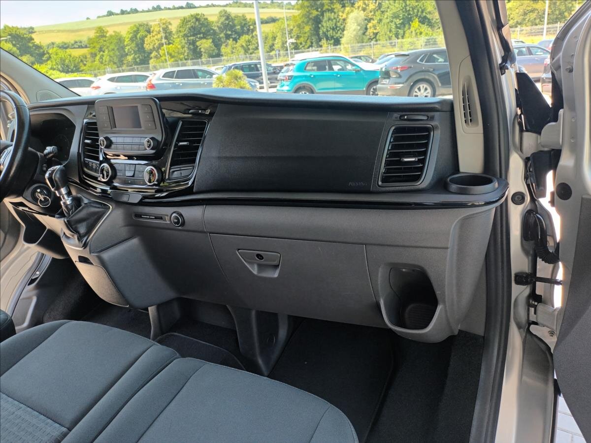 Ford Tourneo Custom VAN / Minibus 2,0 l 96 kw