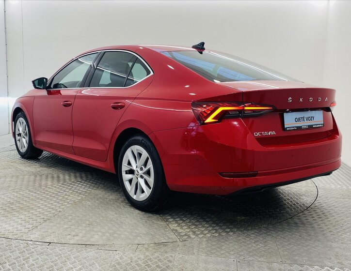 Škoda Octavia Liftback 2,0 l 85 kw